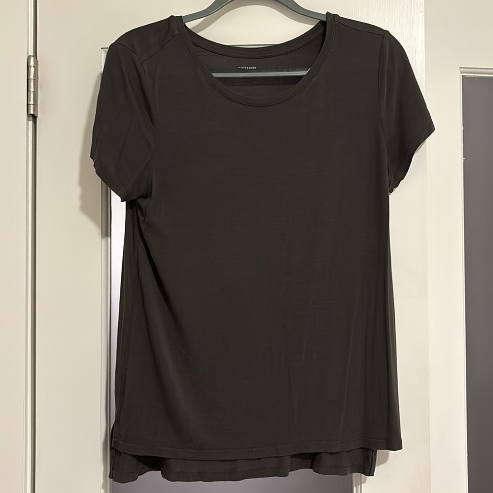 Army Green Women’s Tshirt - 14th & Union